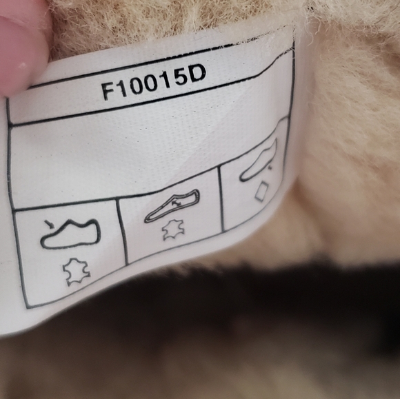 UGG Garnet Sherling Toggle Bootie in Chestnut Tan - Picture 8 of 10